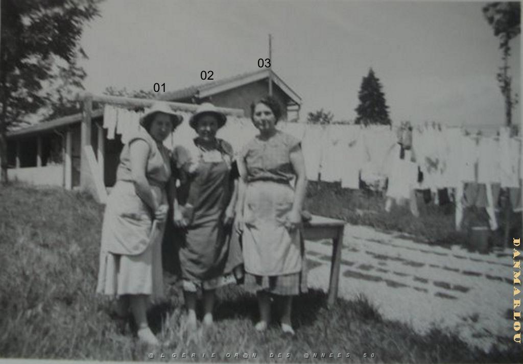 COLO LA PEYROUSE 195X 017 LES CUISINIERES.jpg